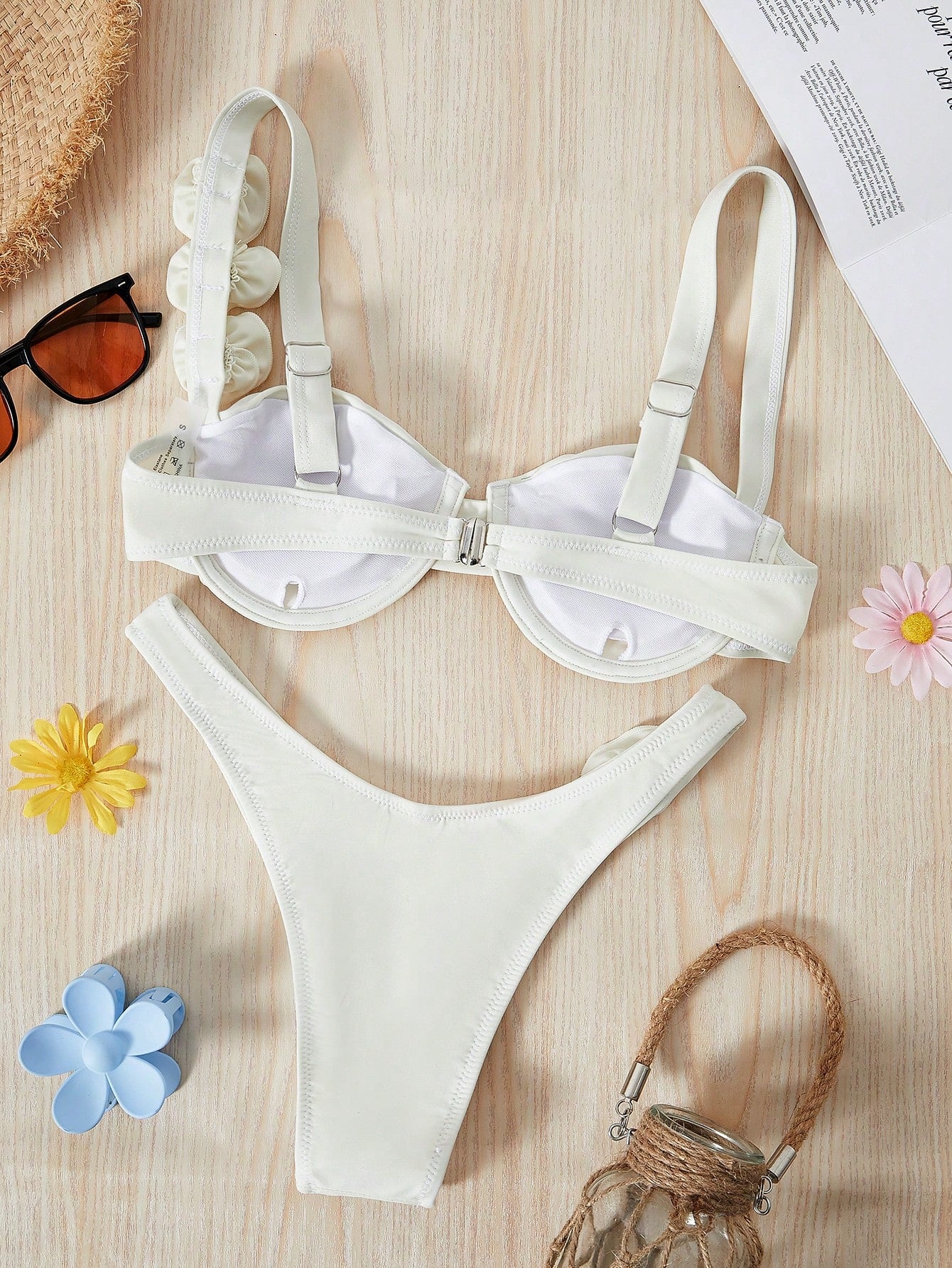 Bikinx Women's Solid Color Underwire Bikini With 3D Floral Design,