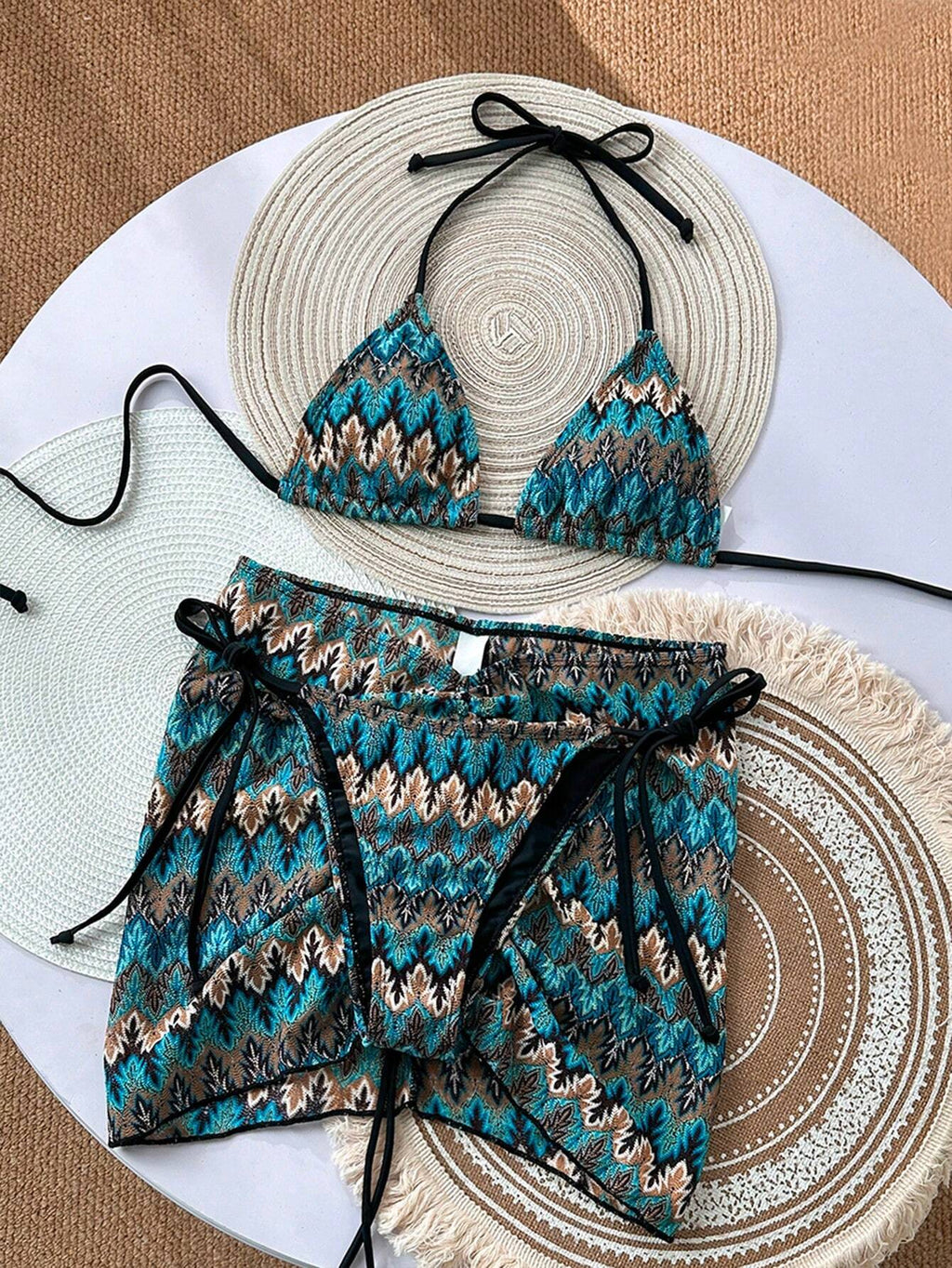 Bikinx Women's Summer Beach Wavy Pattern Halter Tie Sexy Bikini Set