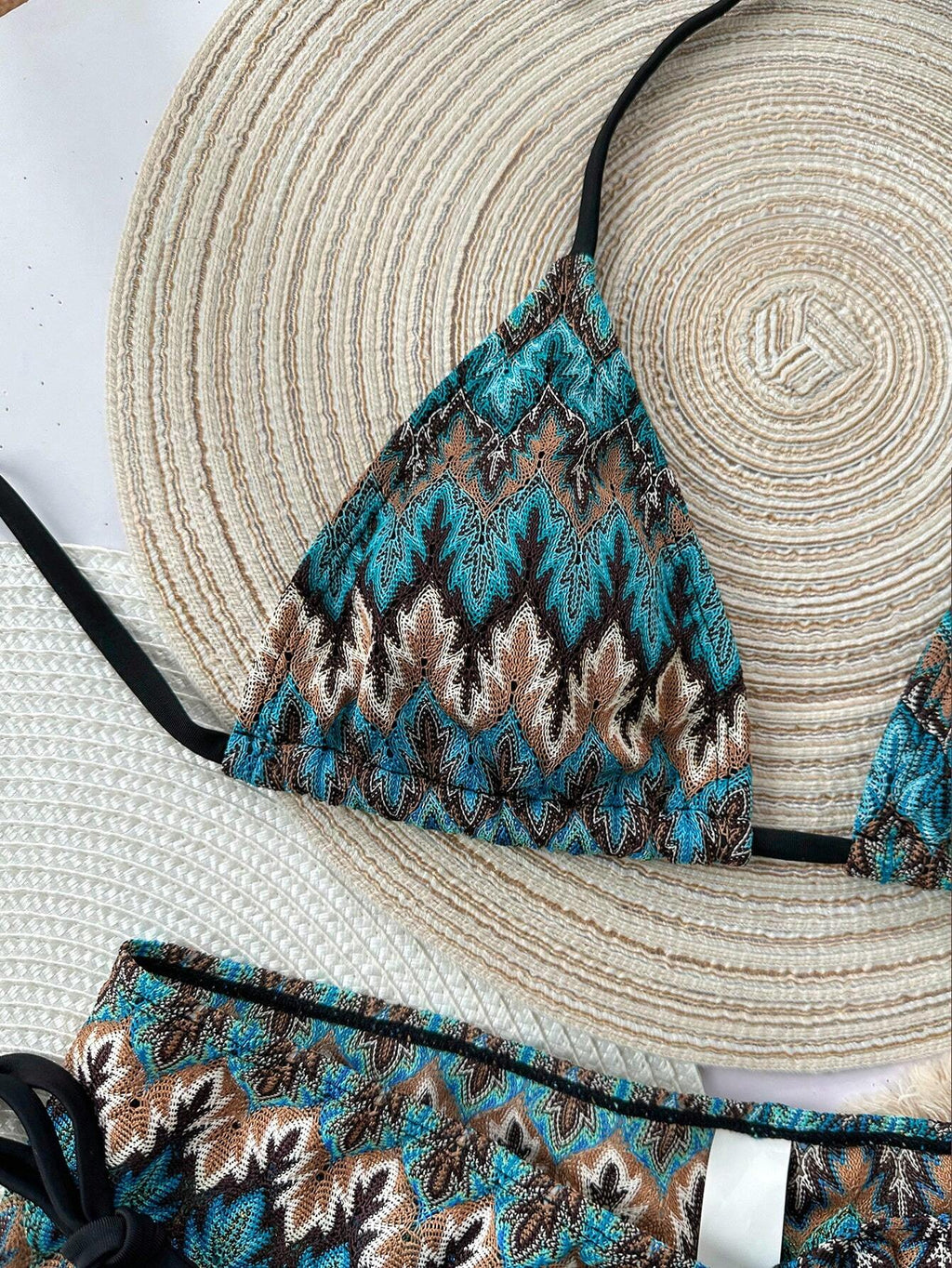 Bikinx Women's Summer Beach Wavy Pattern Halter Tie Sexy Bikini Set