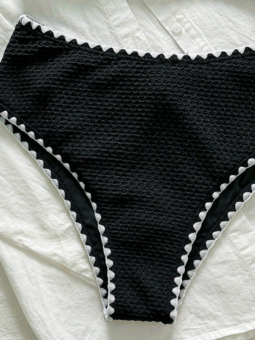 Swim Mod New Textured Fabric Women Summer Holiday Bandeau Teeth Edge Crafted Bik
