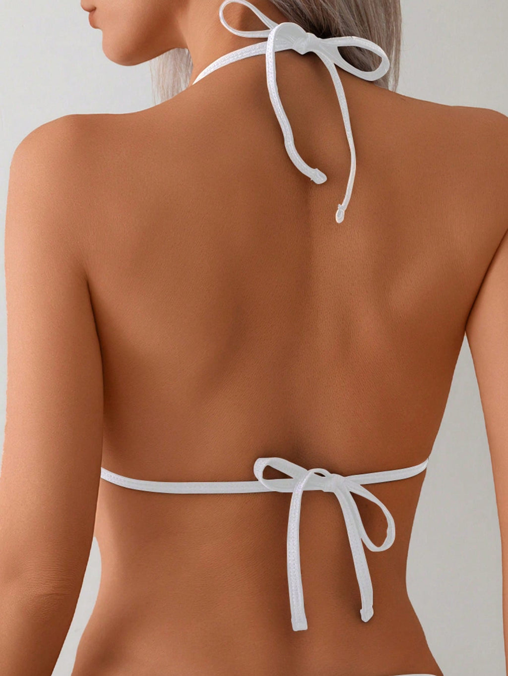New Solid Color Chain Decor Sexy High Stretch Shiny Fabric Halter