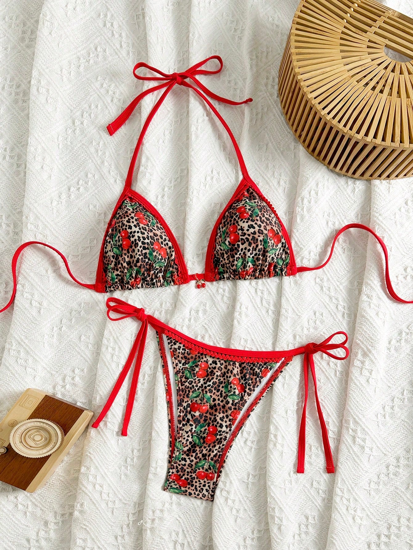 Swim Vcay Summer Beach Women's Floral Printed Halter Neck Bikini Set