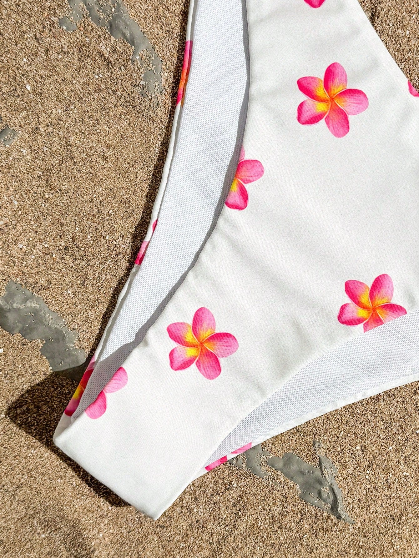 Bonvoyette 2pcs/Set Ocean Fish Print Triangle Halter Sexy Bikini Swimwear For Wo