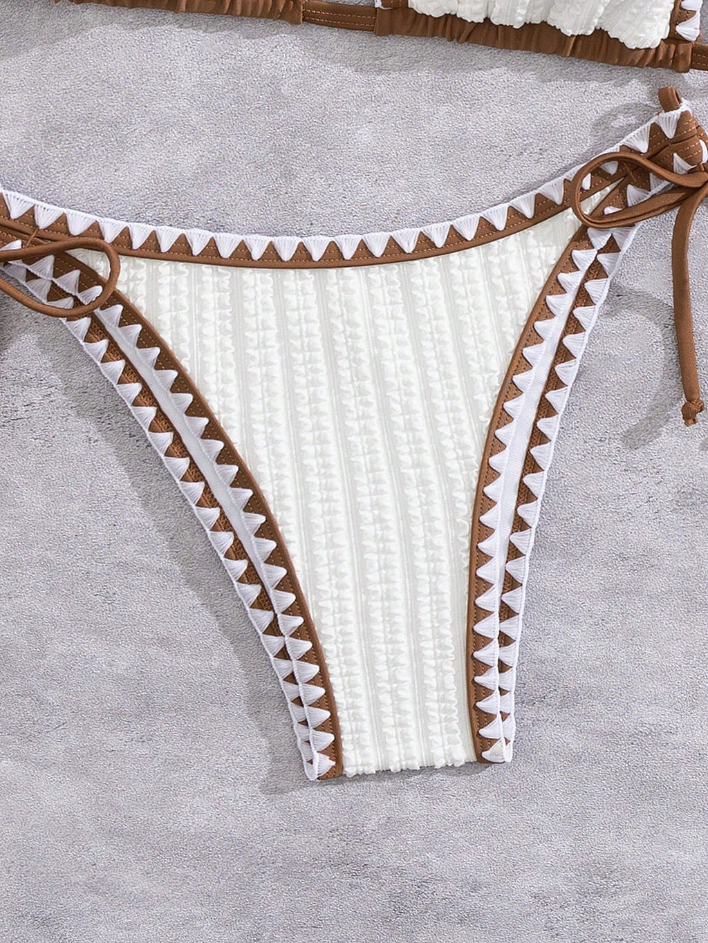Bonvoyette Women's Elegant Chic White&Brown Contrast Trim Triangle