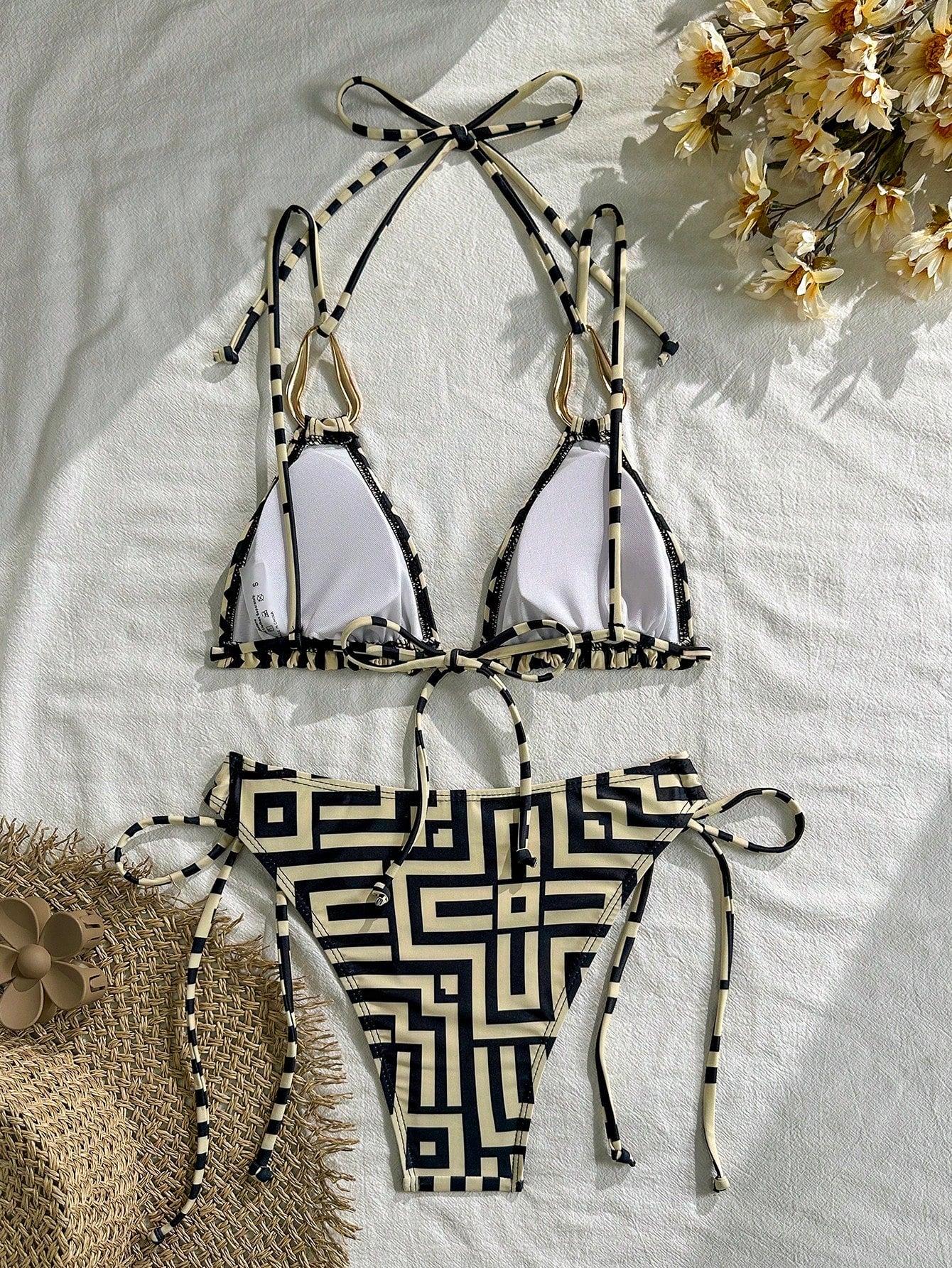 Geometric Pattern High Elasticity Fabric Sexy Women's Halter Bikini