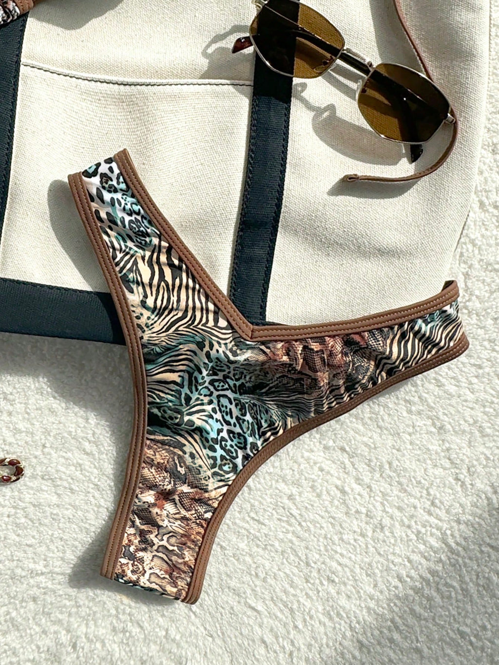 Swim Vcay 2 Pieces Swimwear: Random Print Halter Top With Spaghetti Straps And S
