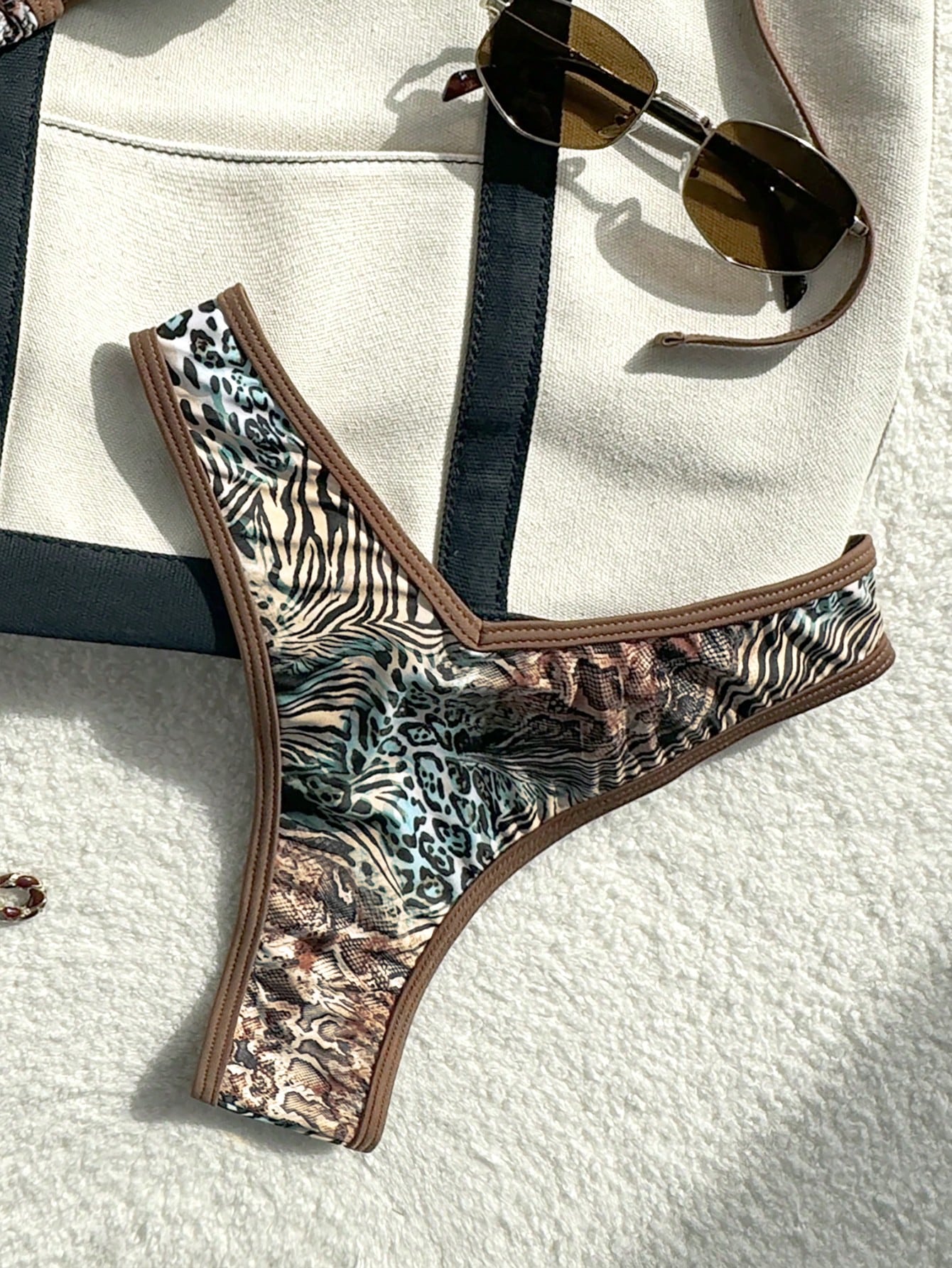 Swim Vcay 2 Pieces Swimwear: Random Print Halter Top With Spaghetti Straps And S