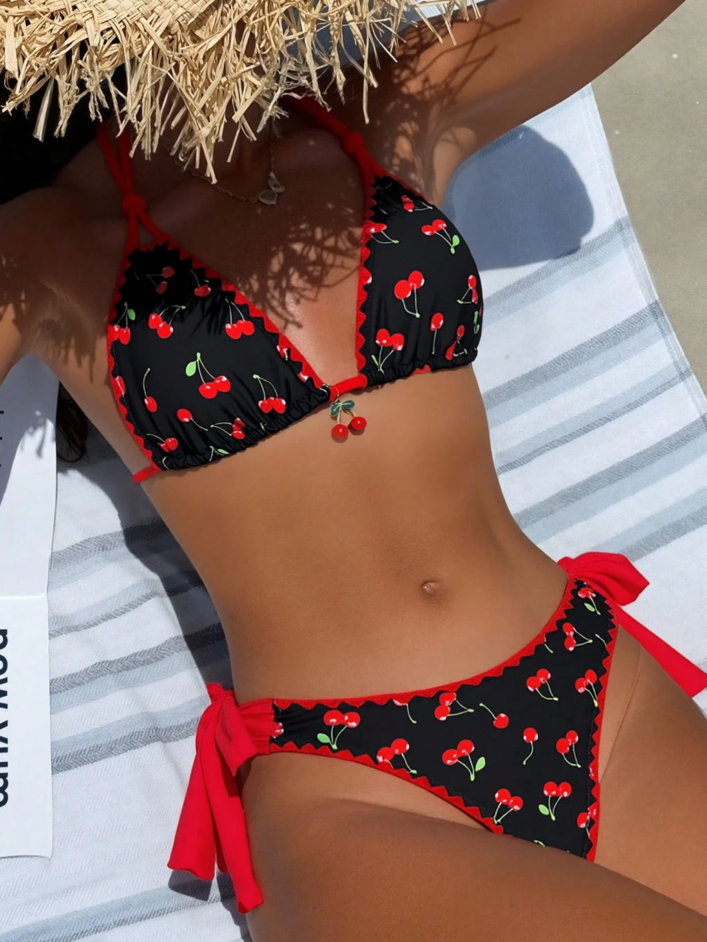 1 Set Women's Bikini Two Pieces Swimwear, Color Block Floral Trim