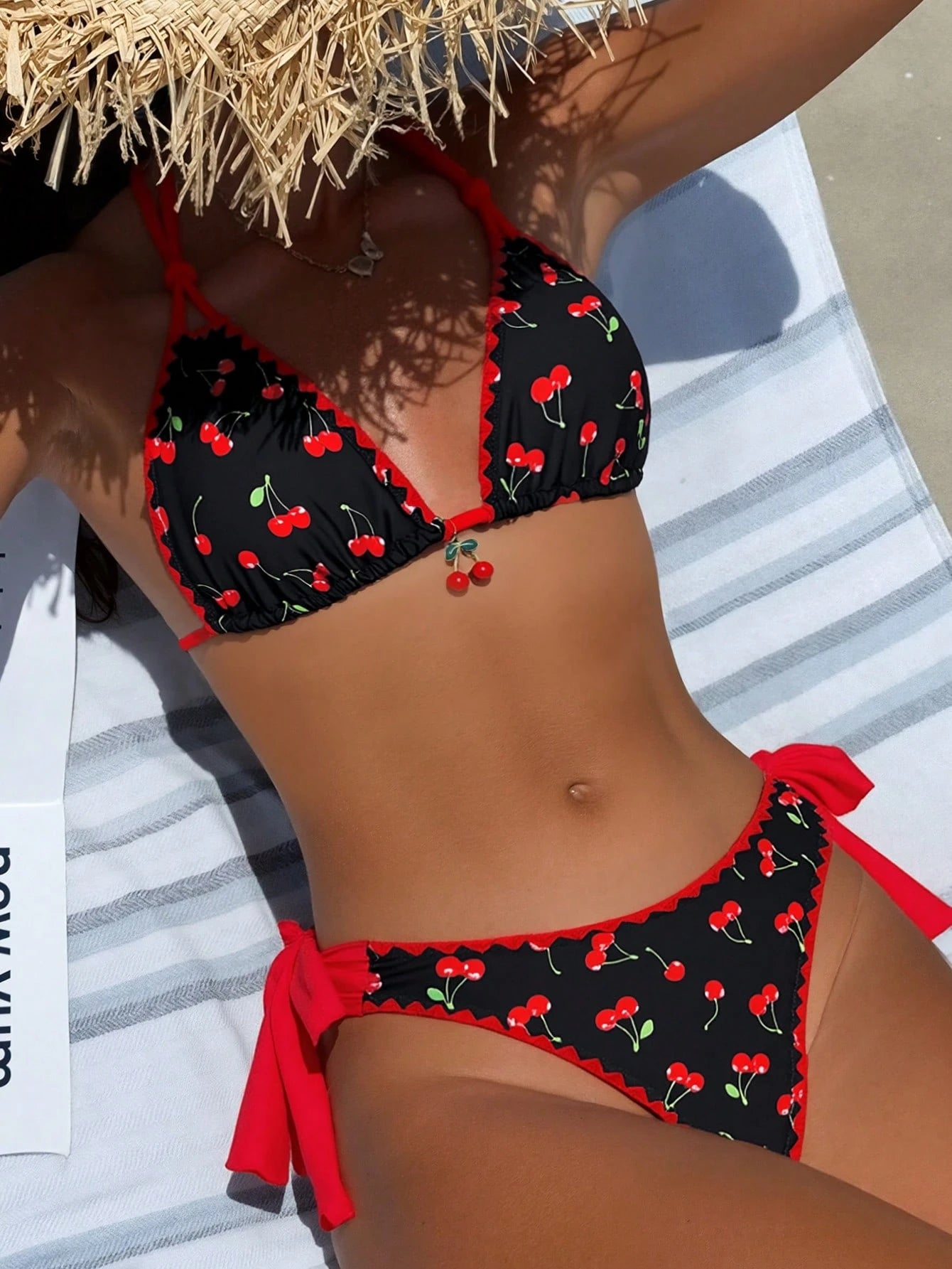 1 Set Women's Bikini Two Pieces Swimwear, Color Block Floral Trim
