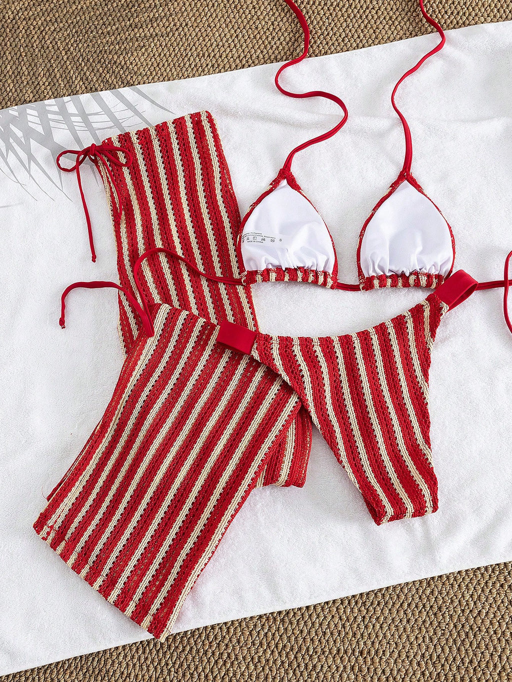 Elegant Women's Striped Knit Bikini Swimwear Set Featuring Halter Neck Top And M