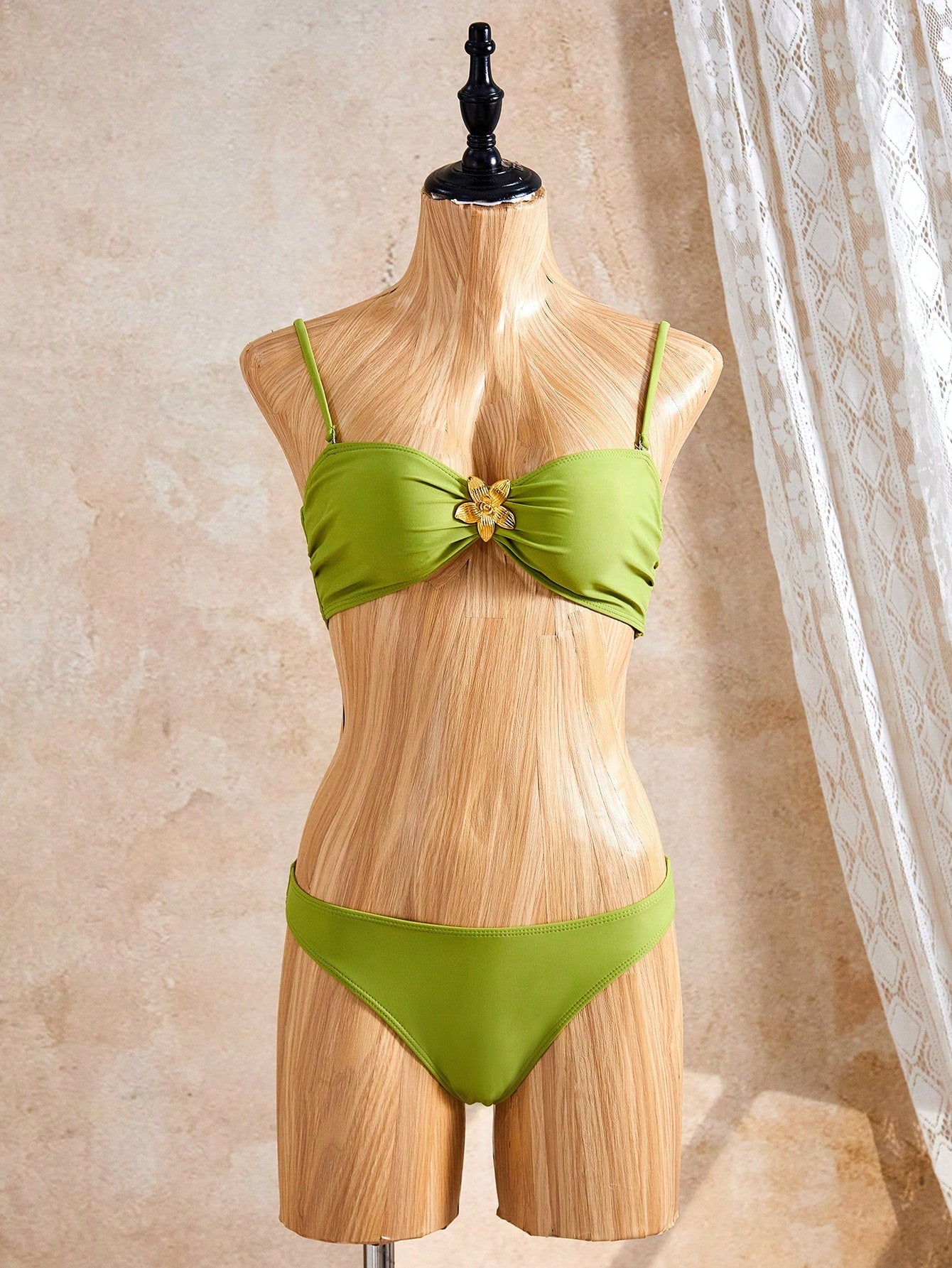 Women's Summer Beach Bikini Set, Metal Flower Decor With Removable