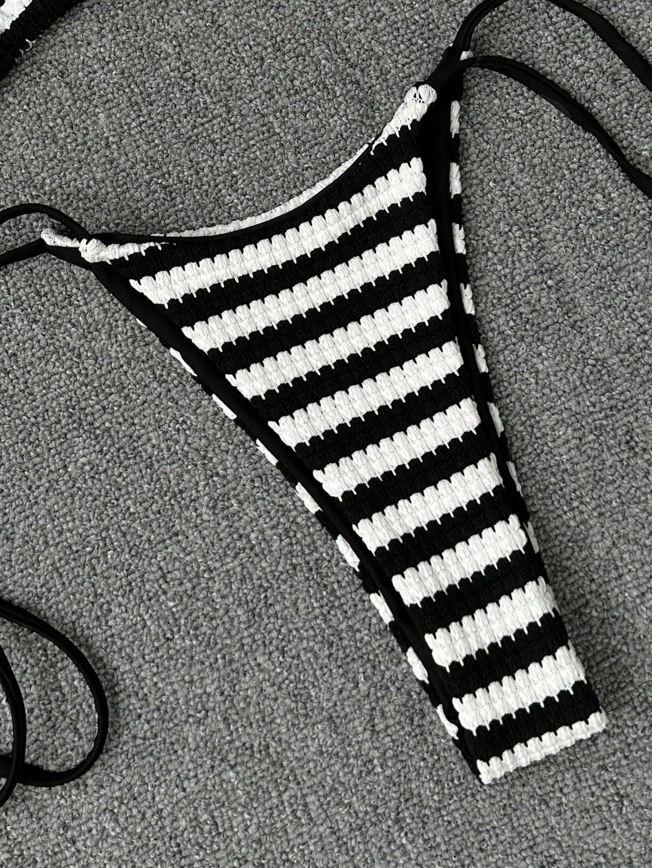 2pcs/Set Women's Sexy Backless Bikini Set, Black & White Striped Triangle Top With Halter Neck Design, - image 3