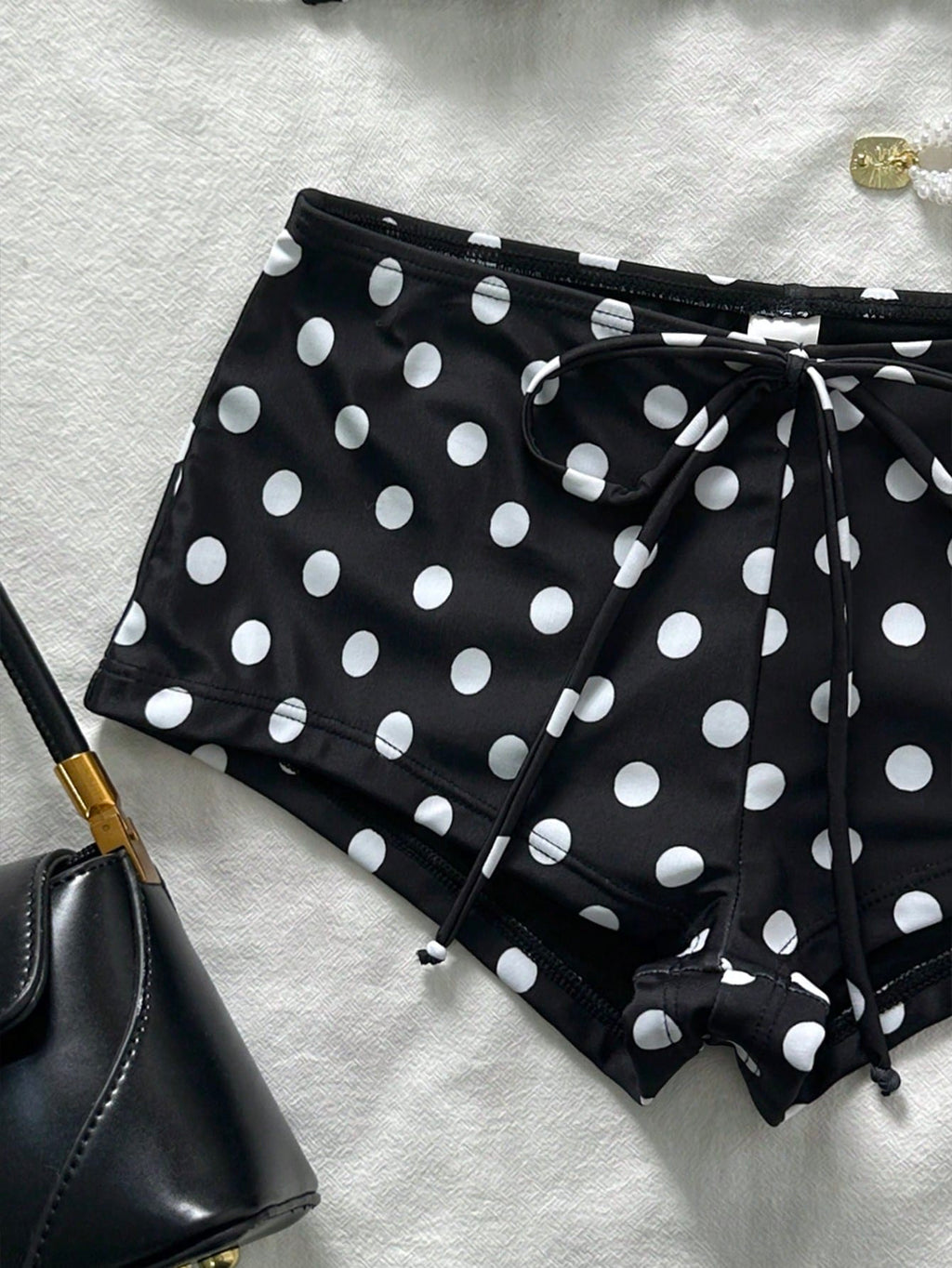 LUCKY HOLIDAY 2026 Spring/Summer New Women's Fashion Sexy Triangle