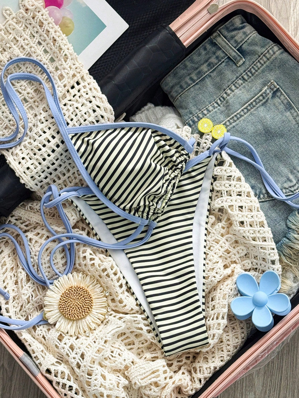 Sexy Summer Yellow Striped Print Patchwork Swimwear, Suitable For