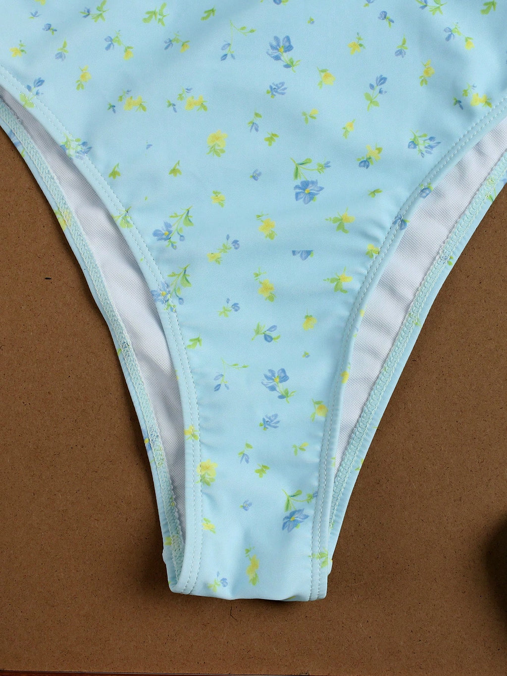 Ladies' Light Blue Floral Plaid Camisole Swimwear For Beach, Sweet Girl Vacation Style Two Pieces Bikini Set - image 4