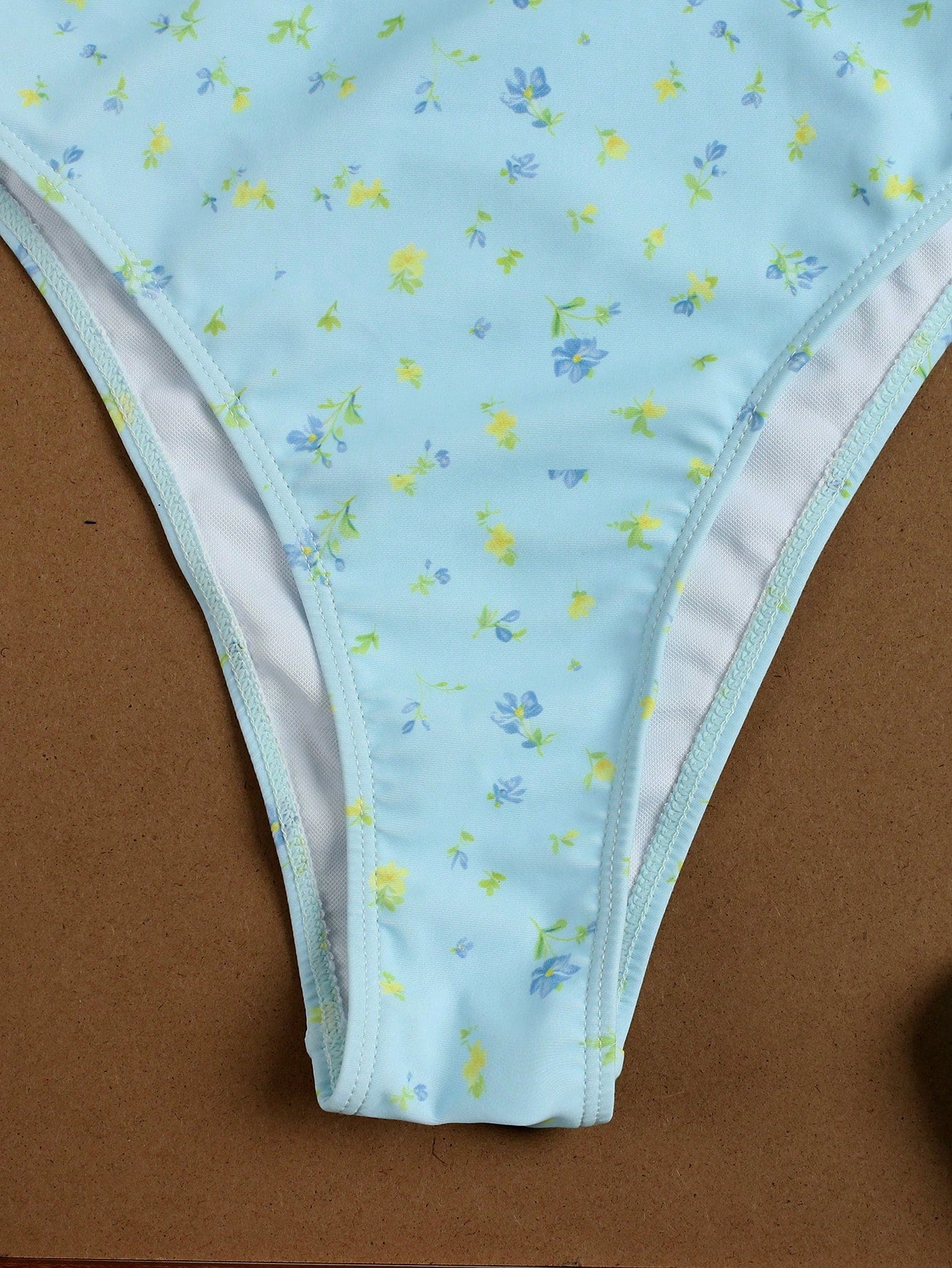 Ladies' Light Blue Floral Plaid Camisole Swimwear For Beach, Sweet Girl Vacation Style Two Pieces Bikini Set - image 4