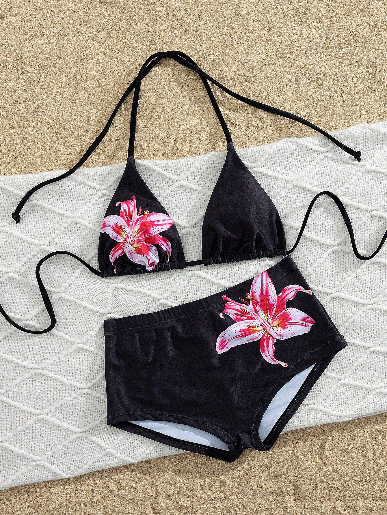PEPPERMOLLY Fashionable Floral Swimwear: Black Backless Bikini Top +