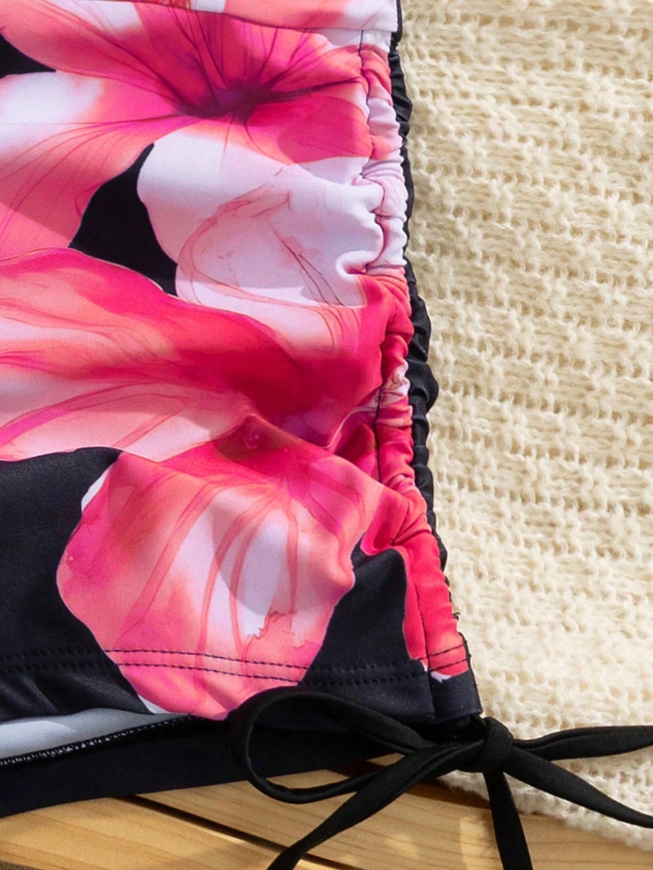 3-Piece Sexy Casual Halter Top Set With Hibiscus Floral Pattern Mesh
