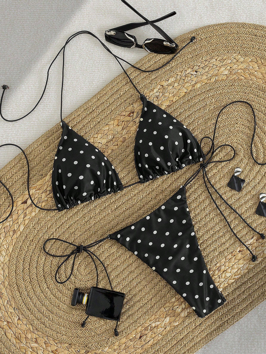 PEPPERMOLLY New Soft Polka Dot Pattern Sleeveless Criss-Cross Strap Bikini Set, Elegant Ladies Summer Beach