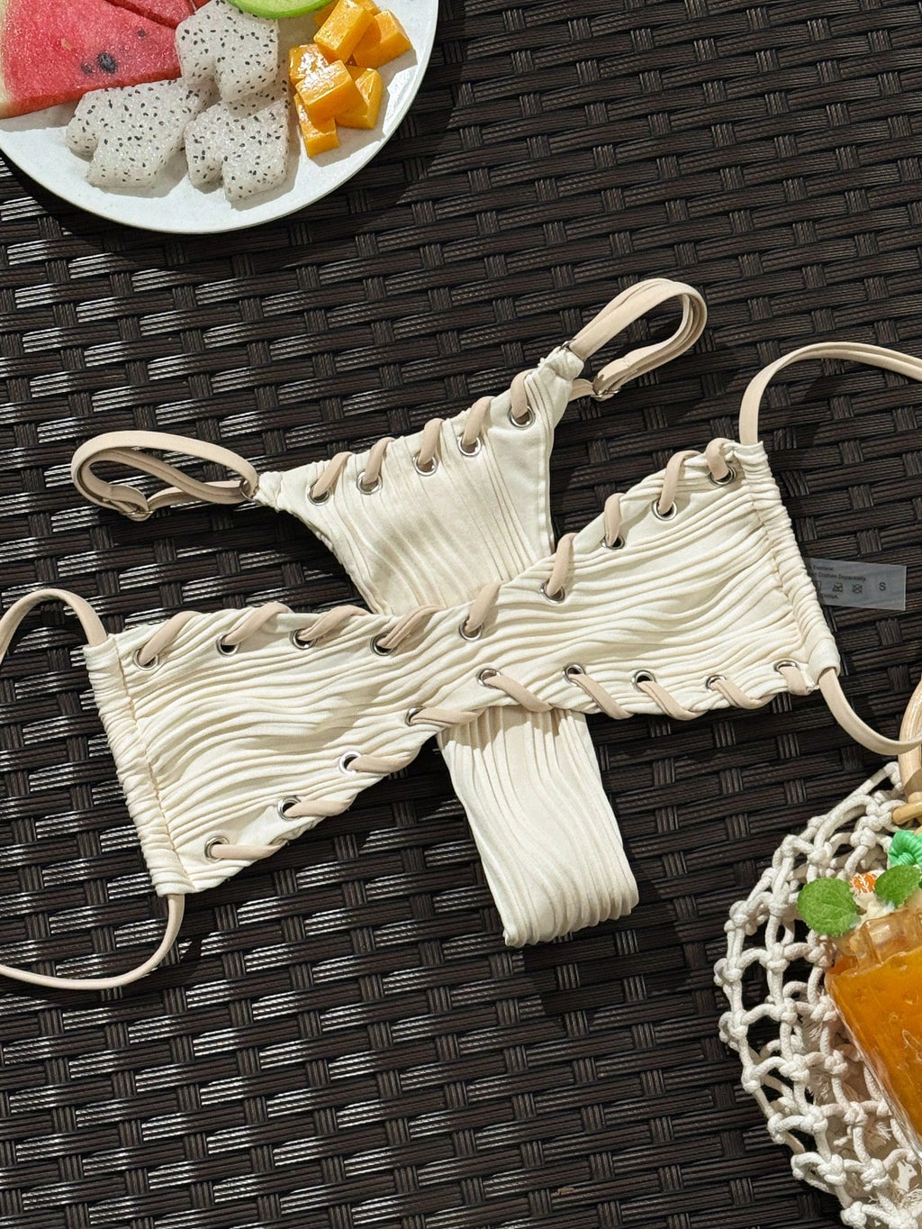 Swim 2025 New Women's Solid Color Sexy Bandeau Beach Vacation Casual Sexy Swimwe