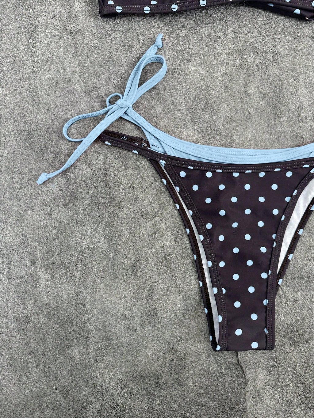 2026 Women's Swimwear Set, Polka Dot Contrast Color Halter Sexy Backless Bikini