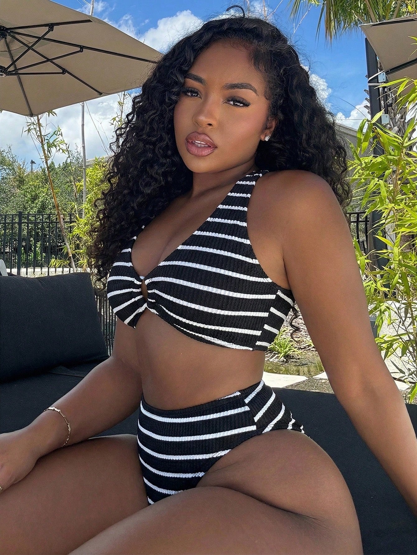 Alexandranx Ladies' Striped Circular Link Sexy Bikini Set For Summer
