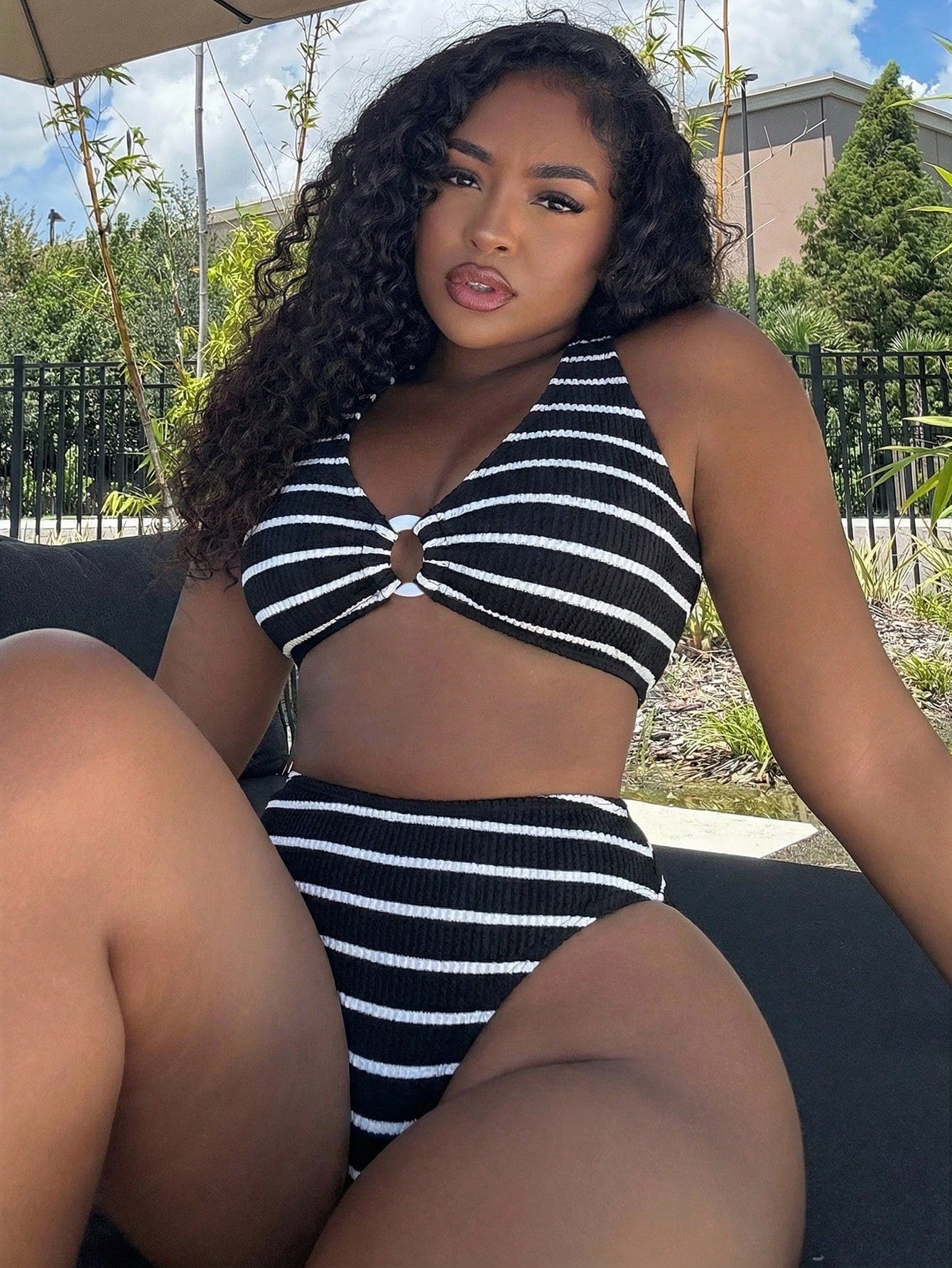 Alexandranx Ladies' Striped Circular Link Sexy Bikini Set For Summer