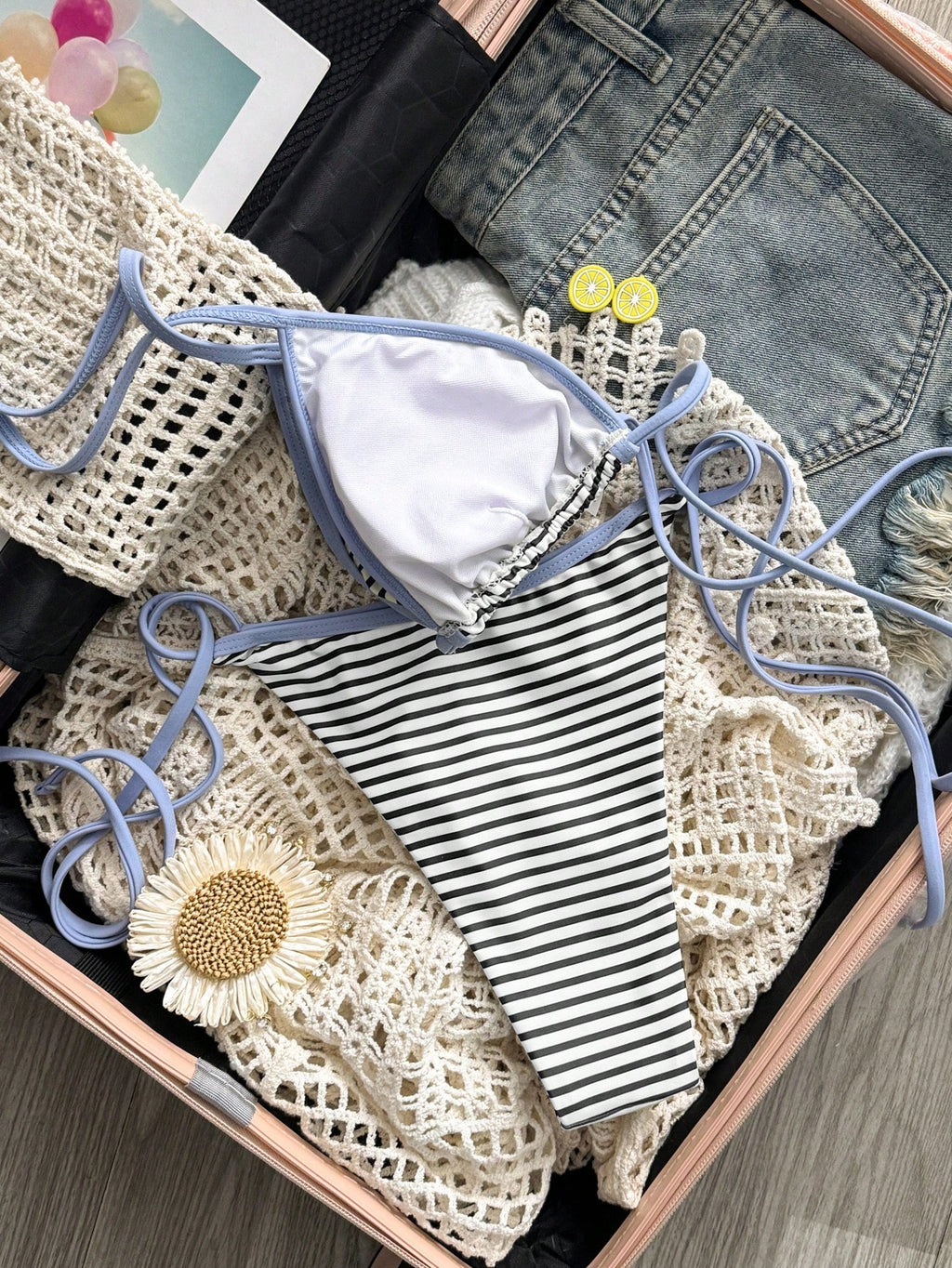 Sexy Summer Yellow Striped Print Patchwork Swimwear, Suitable For