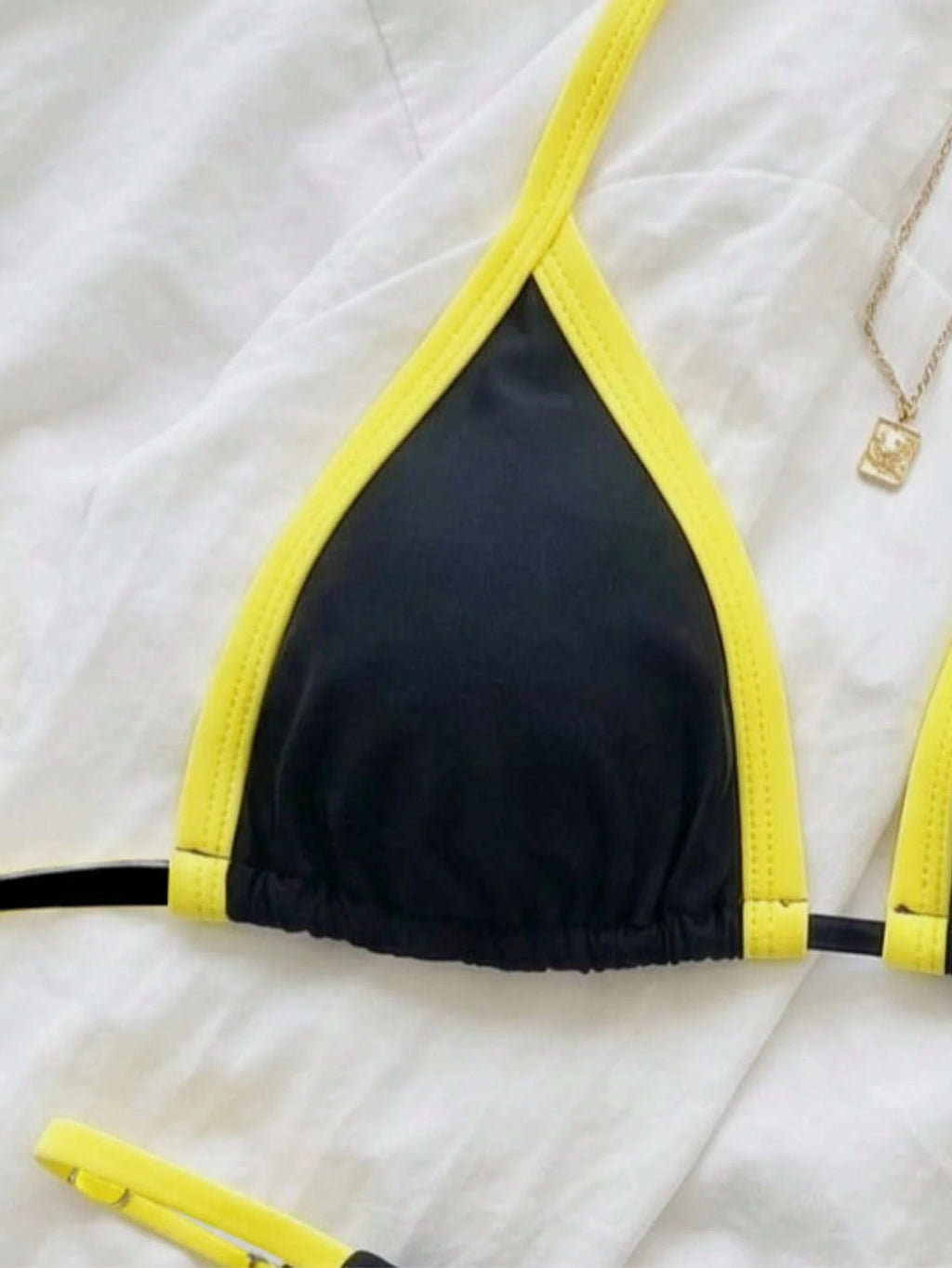 Women's Black And Yellow Bikini 2-Piece Set, Fashionable Elegant