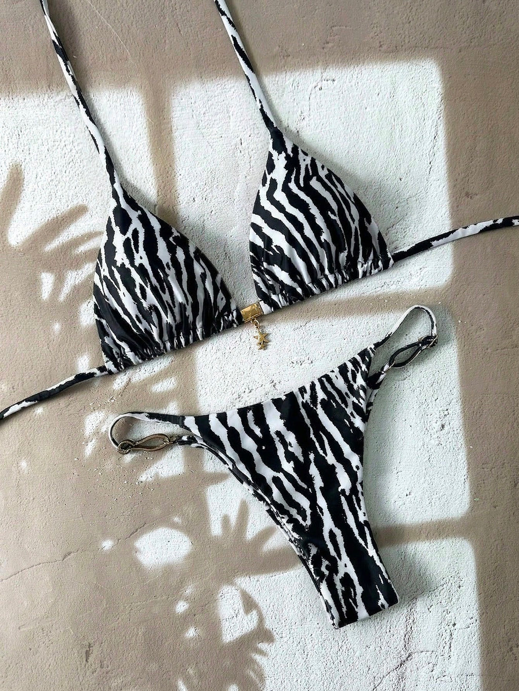 Elavelle Springbreak Women Beach Outfit, Random Print Spaghetti Strap