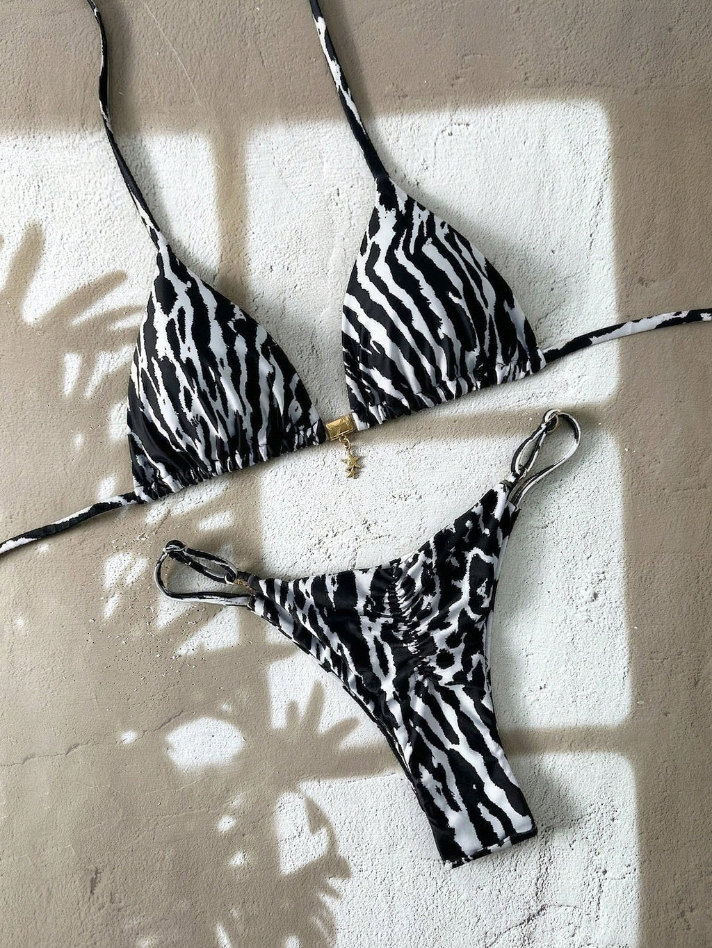 Elavelle Springbreak Women Beach Outfit, Random Print Spaghetti Strap