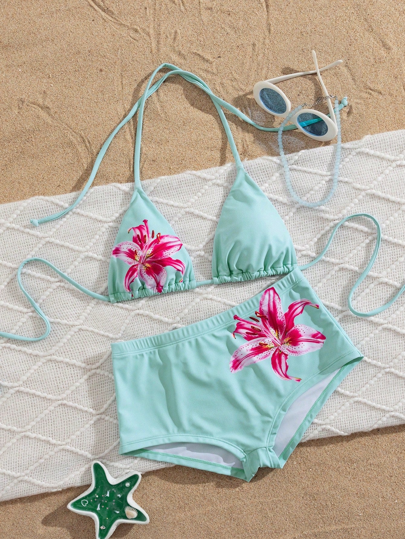 PEPPERMOLLY Fashionable Floral Swimwear: Black Backless Bikini Top +