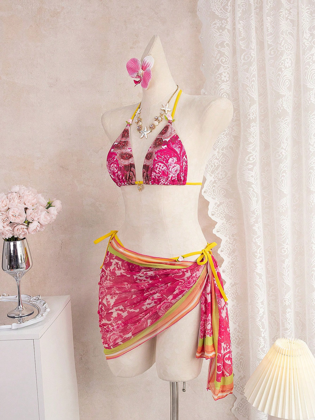 Onefish 2026 Women's Bikini Set, Elegant Floral Print Halter Tie Sexy