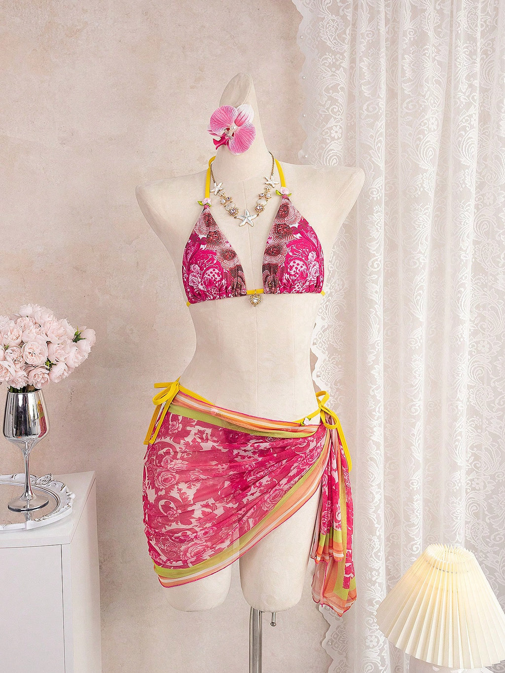 Onefish 2026 Women's Bikini Set, Elegant Floral Print Halter Tie Sexy