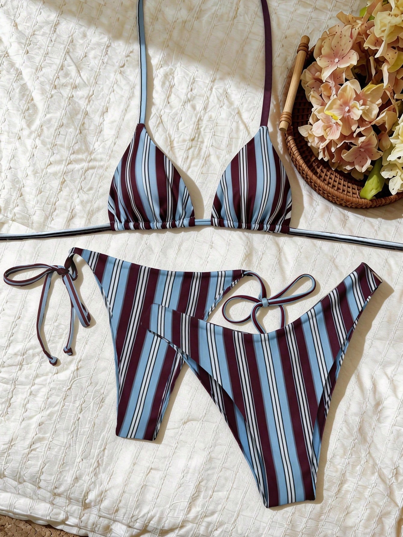 Elavelle 3pcs Women's Random Print Halter High Cut Bikini Set,
