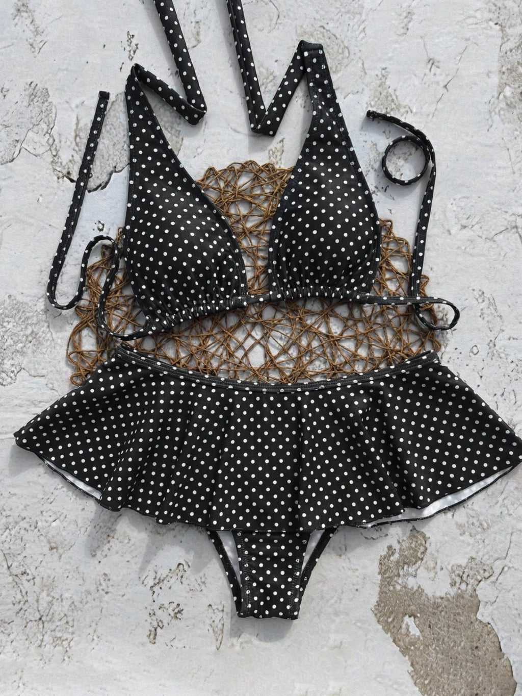 Women's Elegant Plaid Swimsuit Set With Ruffle Details, Suitable For