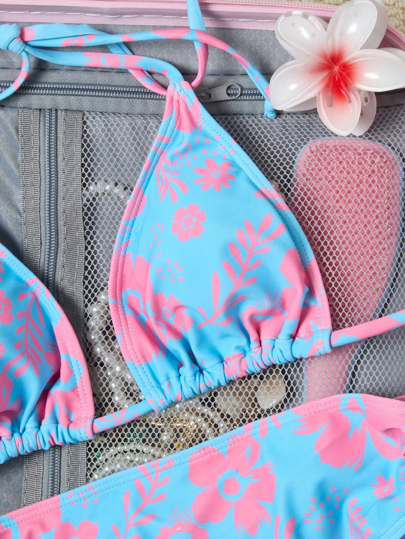 Swim Mod Women's Casual Vacation Beach Party Blue Floral Print Fabric Halter Neck Bandeau Bikini Two Pieces - image 4