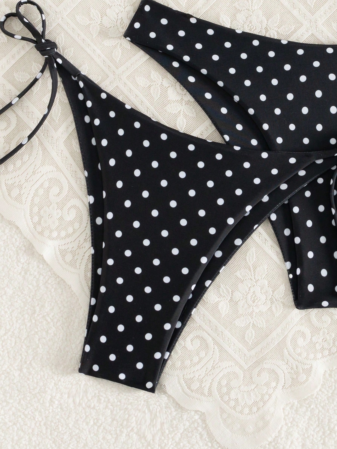 Swim Vcay Women's White With Black Polka Dots 3-Piece Set Triangle