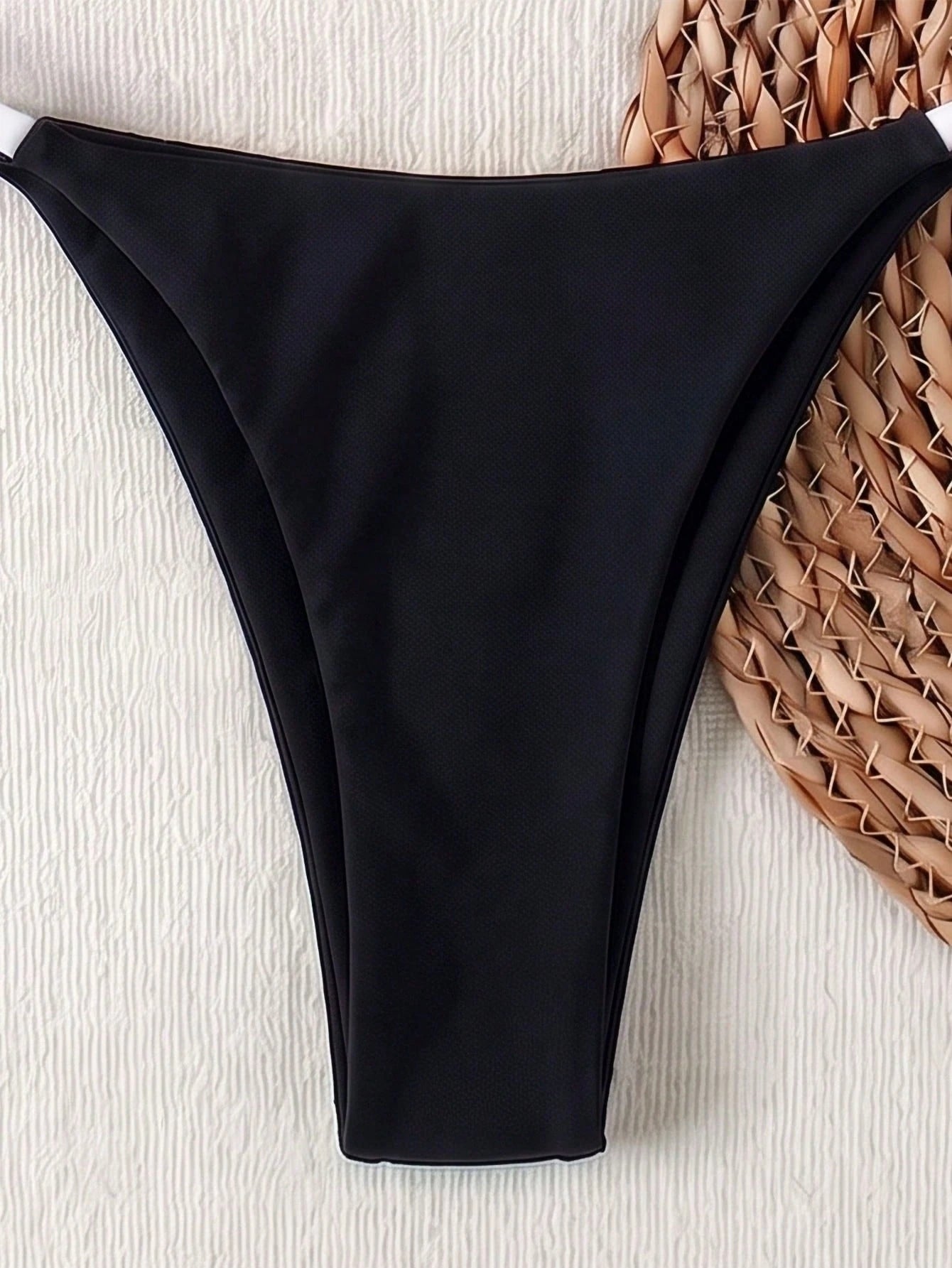 Women's Black And Yellow Bikini 2-Piece Set, Fashionable Elegant