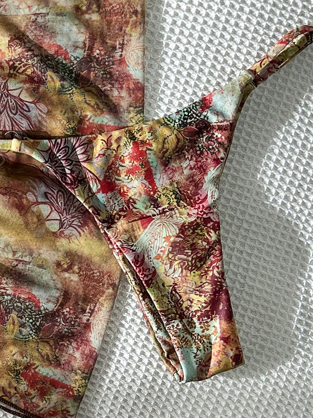 Swim Vcay Women's Multicolor Halter Graphic Tie Back Thong Bikini Set