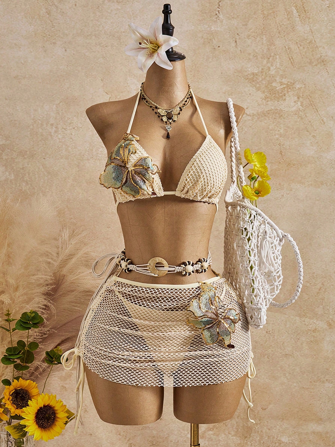 Bellisia New Spring/Summer 3 PiecesBikini Set With Floral Print,