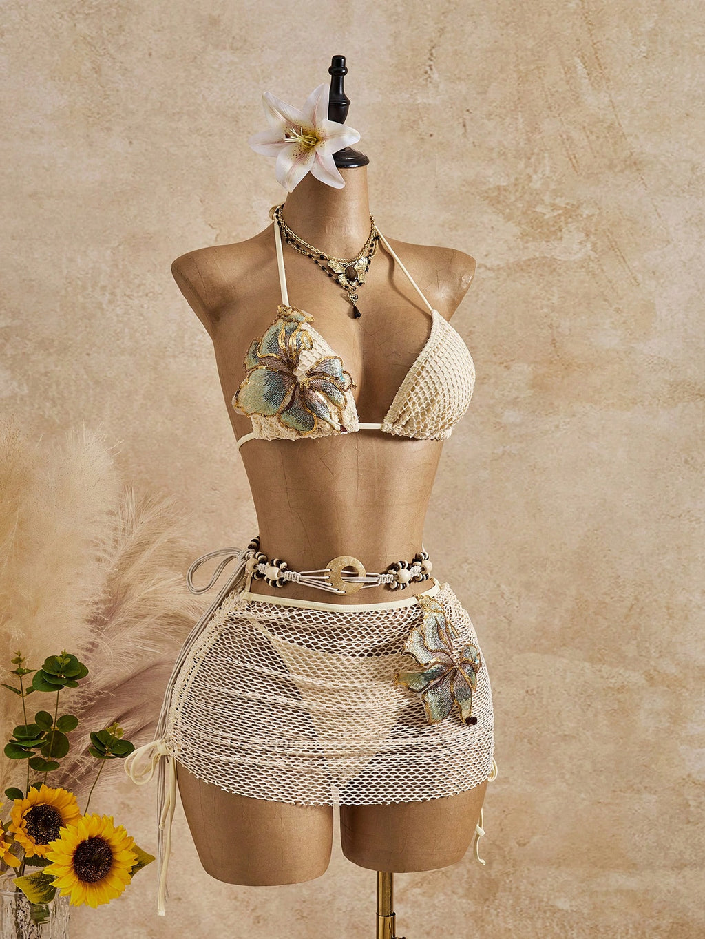 Bellisia New Spring/Summer 3 PiecesBikini Set With Floral Print,