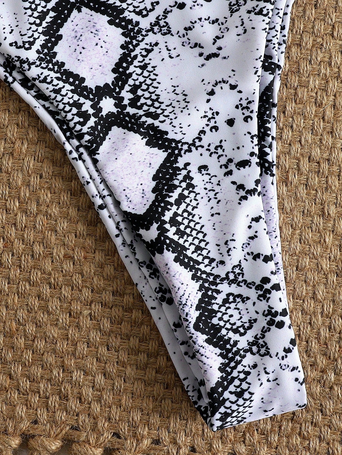 Leopard Print Backless Halter Sexy 2 Pieces Swimwear For Women