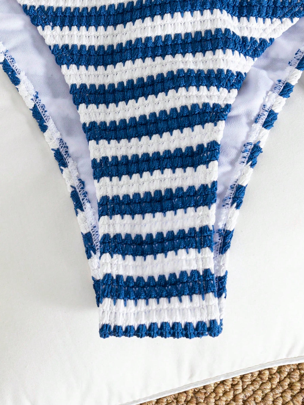 Slim Striped Women's Two Pieces Bikini, Sexy European Strapless