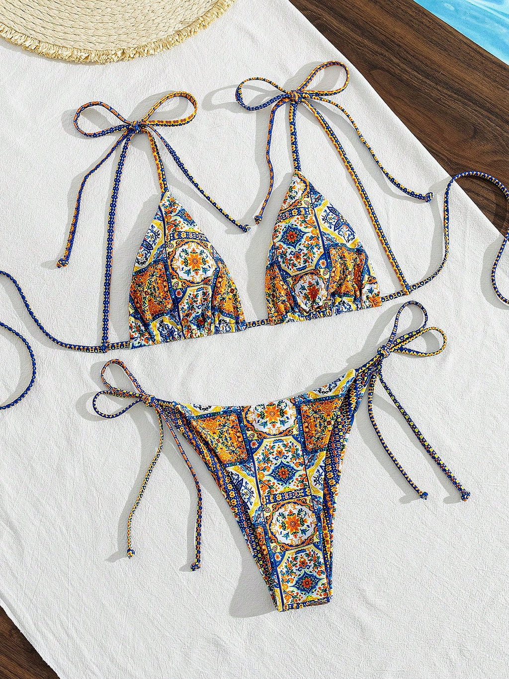 2pcs/Set Women's Cute Random Floral Reversible Camisole Swim Top And