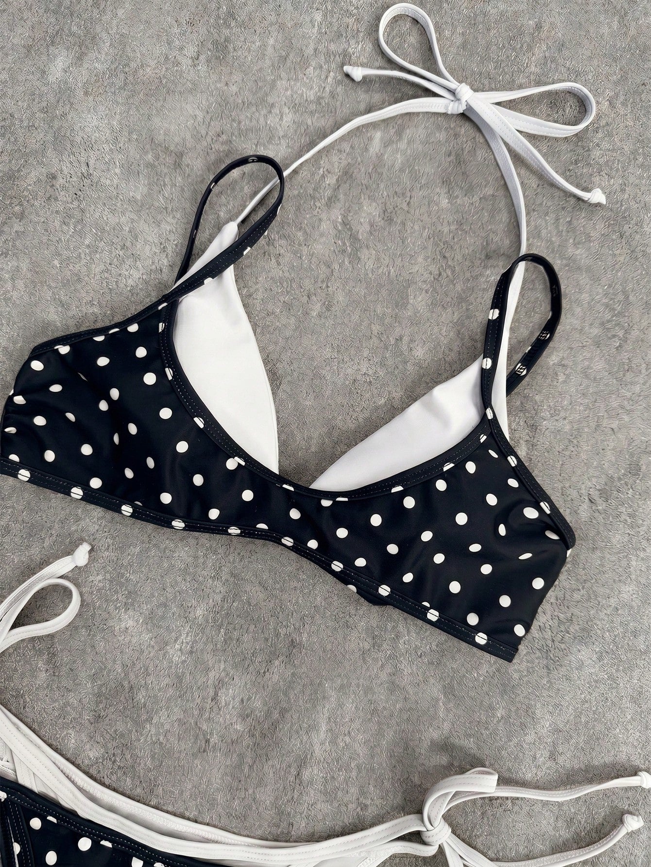 2026 Women's Swimwear Set, Polka Dot Contrast Color Halter Sexy Backless Bikini