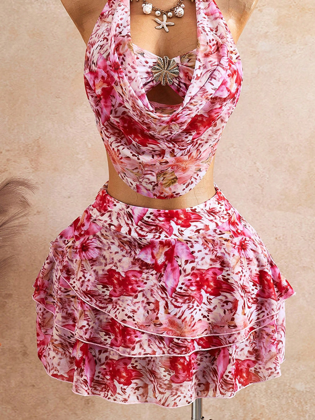 Bellisia 2026 Spring/Summer Vacation Romantic Floral Print Halter