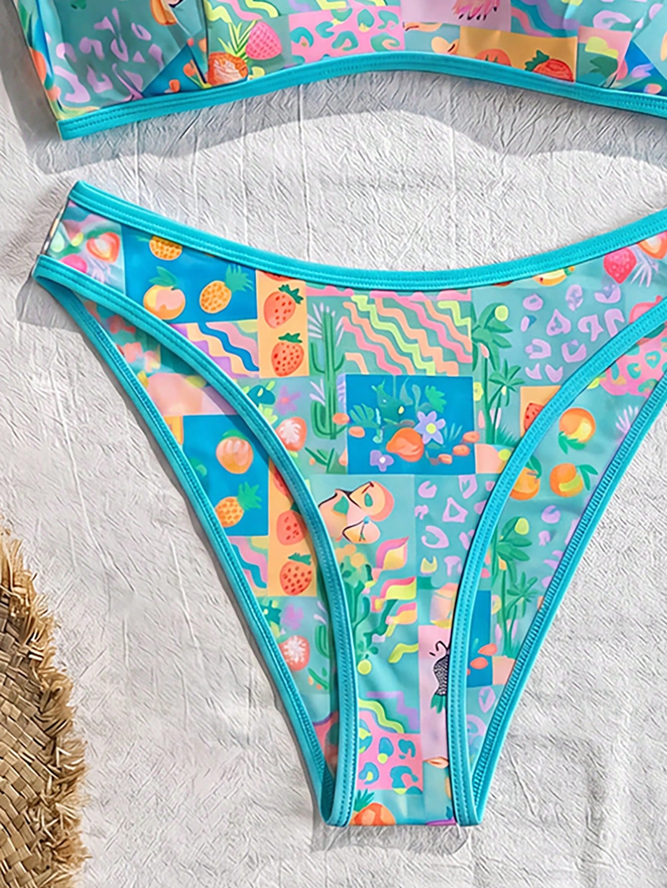 Swim Vcay Women's Summer Beach Vacation Marine Life Print Trim Sexy
