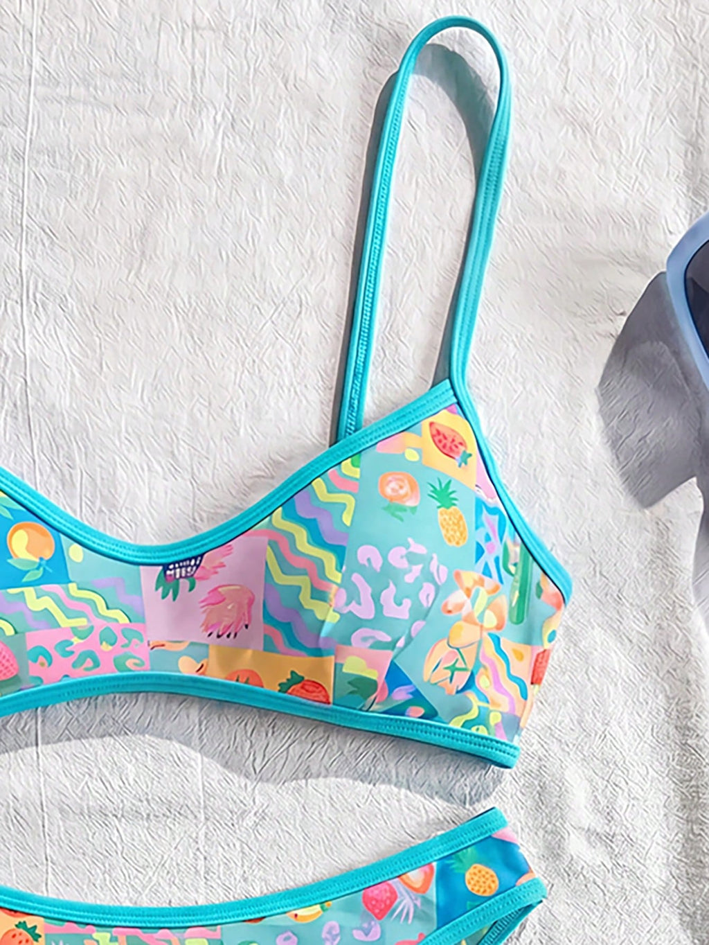 Swim Vcay Women's Summer Beach Vacation Marine Life Print Trim Sexy