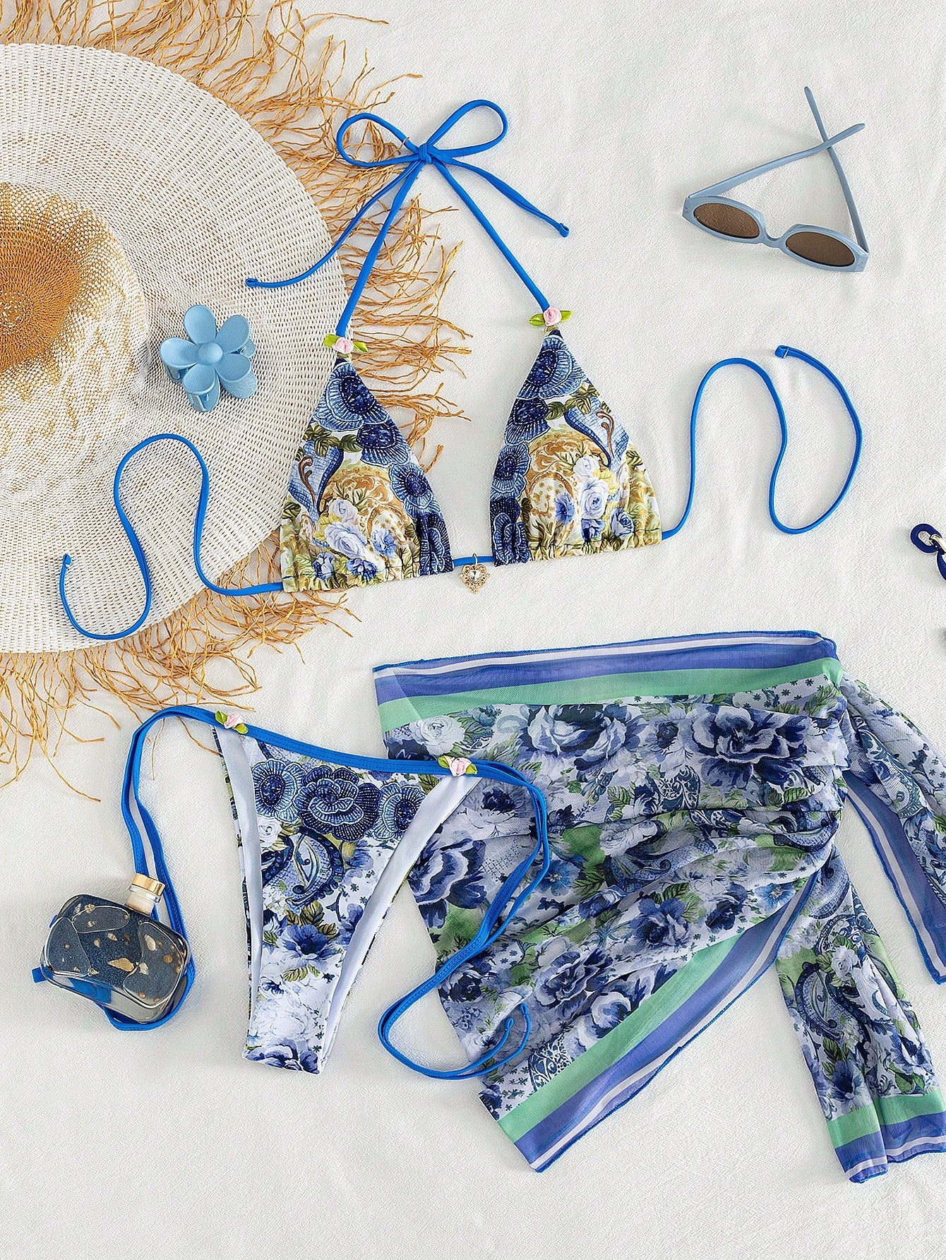 Onefish 2026 Women's Bikini Set, Elegant Floral Print Halter Tie Sexy